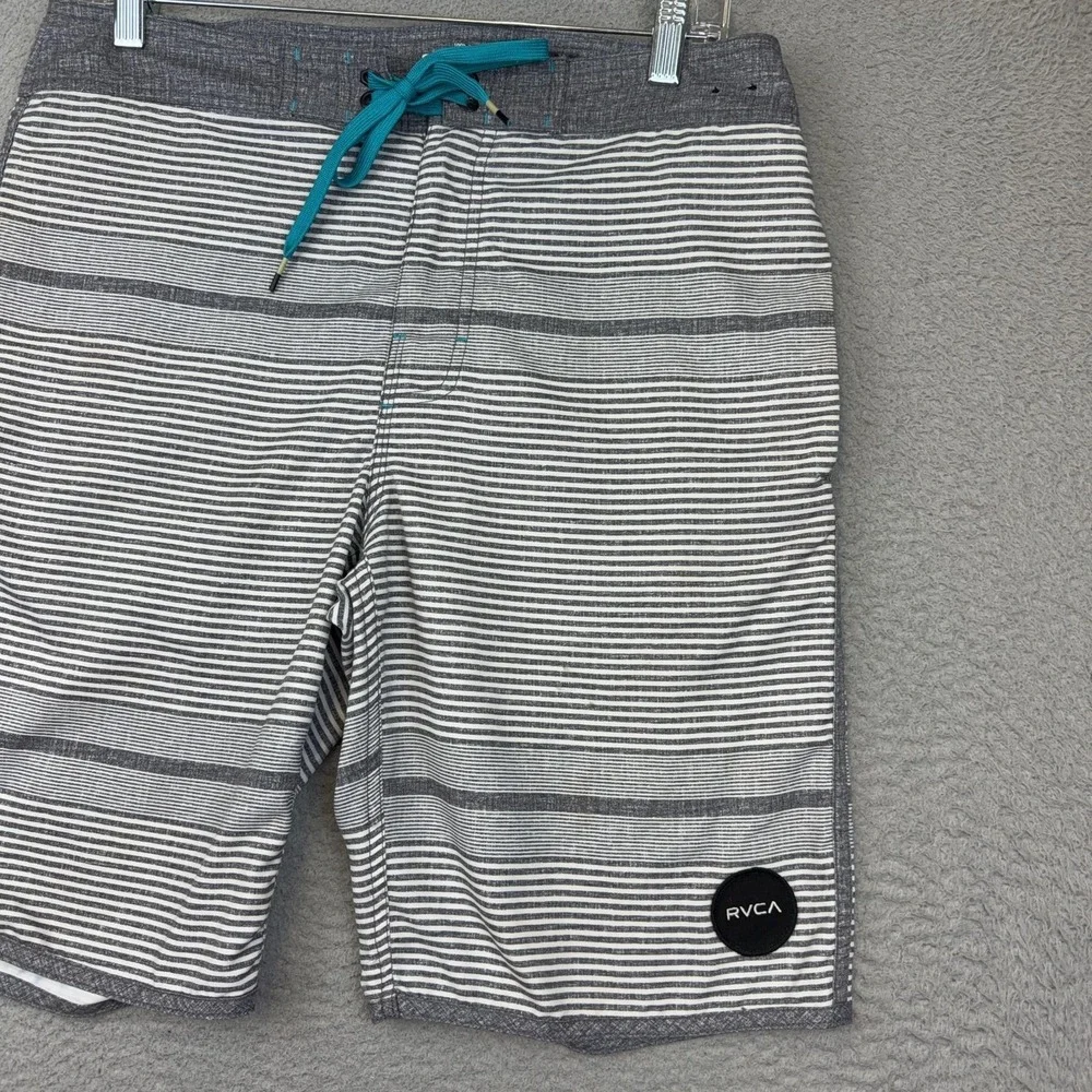 RVCA Board Shorts Mens 31 Gray Stripe Classic Non-Stretch Swim Trunks Surf